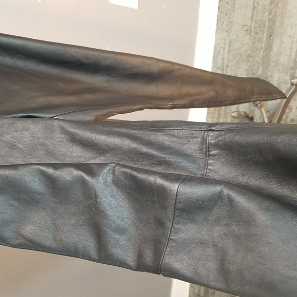 Black genuine leather womens pants size 14 flat front. Partially lined. Sharp - Picture 5 of 15